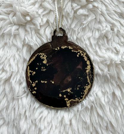 Ornaments: Set of 6: Black and Gold